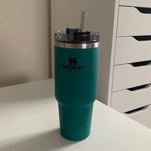 30 oz Stanley Cup without handle